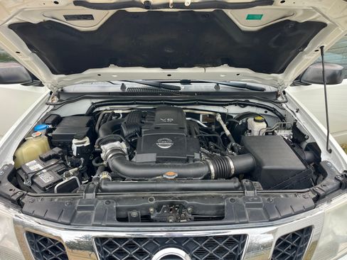 Used 2019 Nissan Frontier SV w/ Value Truck Package image 14