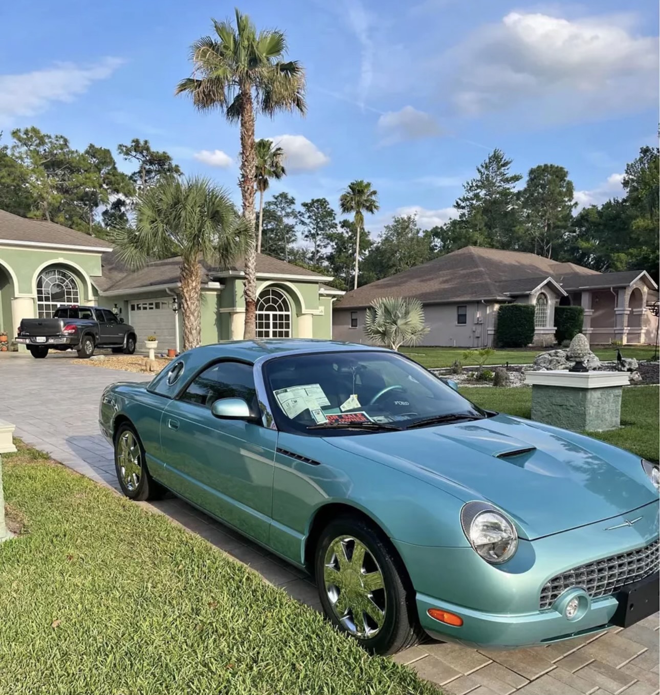 Used 2002 Ford Thunderbird RWD image 1