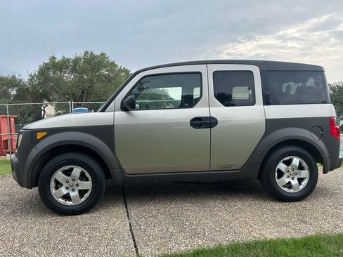 Used 2004 Honda Element EX image 6