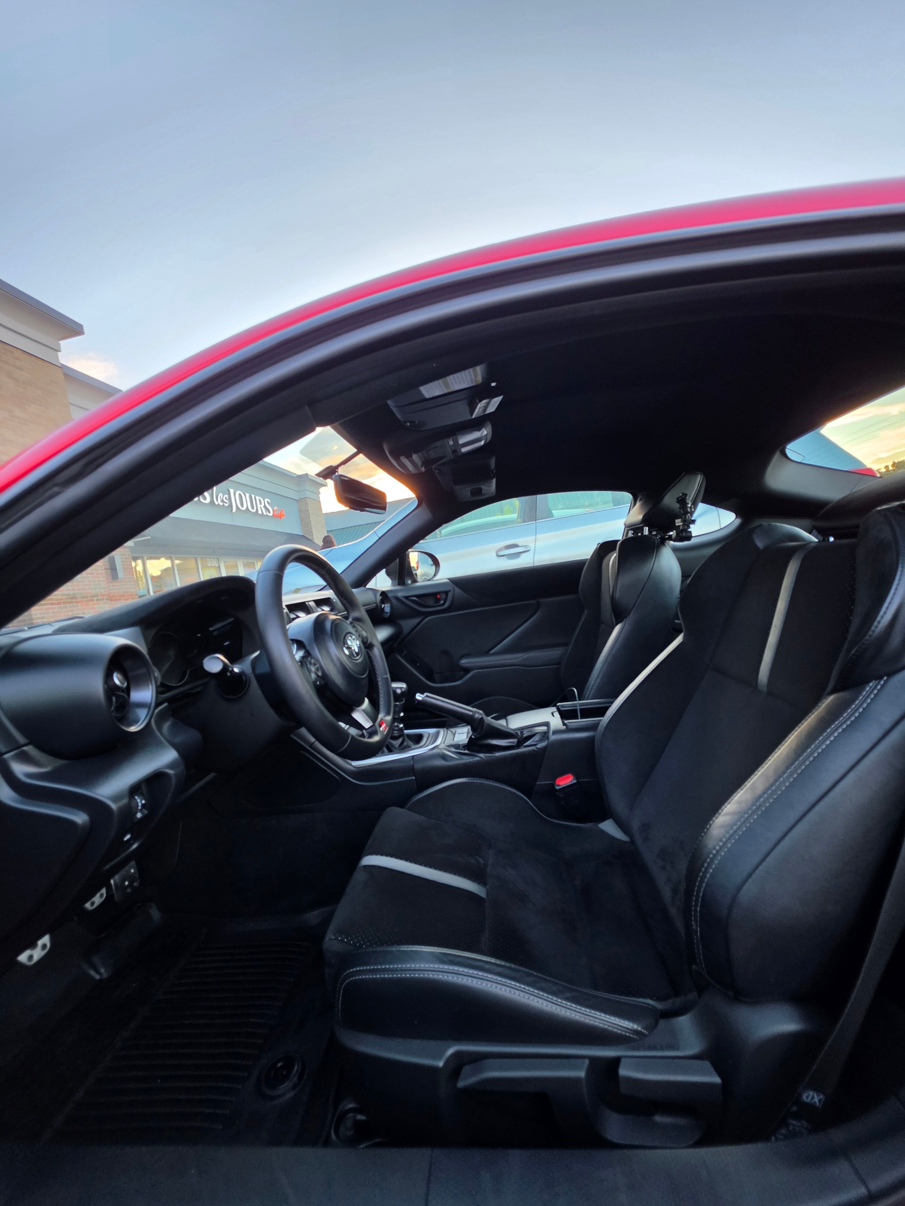 Used 2023 Toyota GR86 Premium RWD image 18