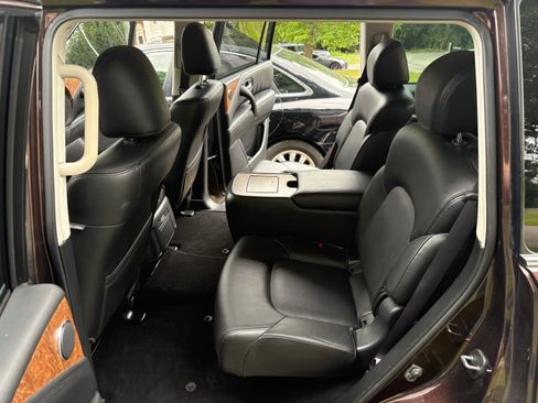 Used 2022 Nissan Armada SL w/ Captain's Chairs Package AWD/4WD image 28