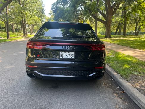 Used 2021 Audi RS Q8 w/ Black Optic Package AWD/4WD image 4