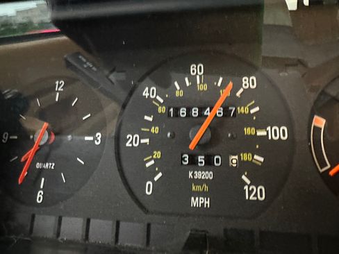 Used 1993 Volvo 240 Wagon image 9