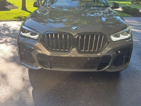 Used 2023 BMW X6 M50i w/ Shadowloine Package AWD/4WD image 5