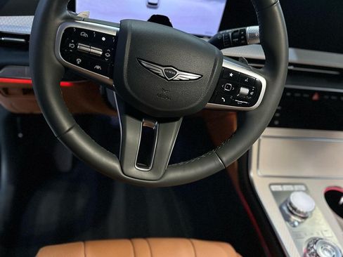 Used 2025 Genesis GV80 2.5T Advanced image 8