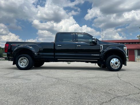Used 2022 Ford F450 King Ranch w/ King Ranch Ultimate Package image 5