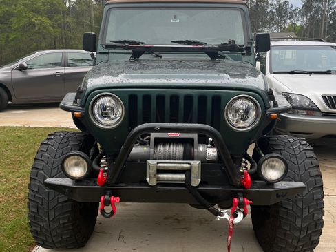 Used 1999 Jeep Wrangler Sahara image 2