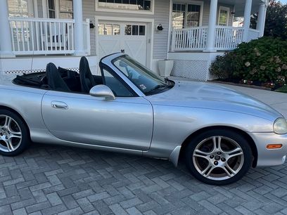 Used 2005 MAZDA MX-5 Miata LS