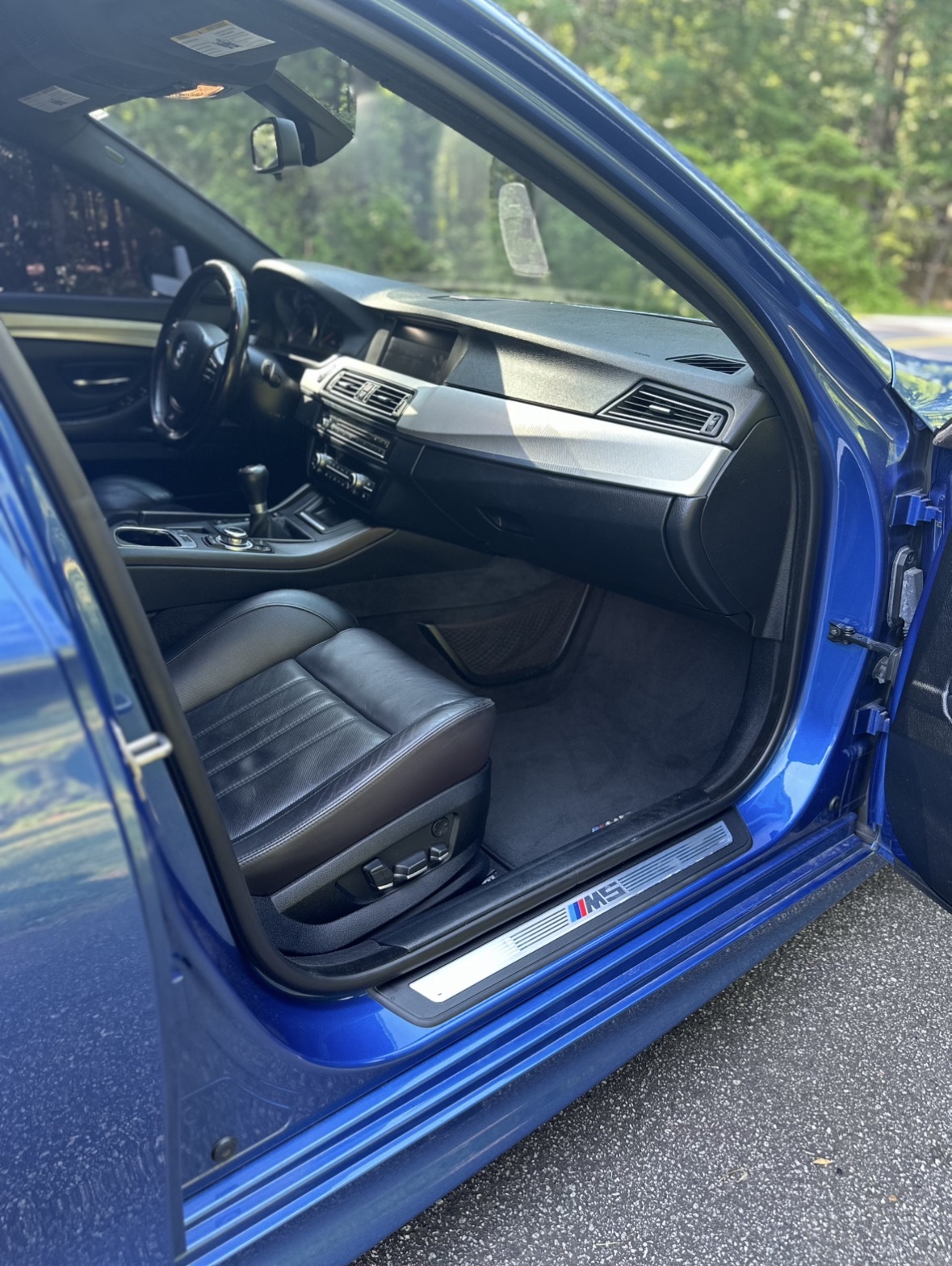 Used 2013 BMW M5 RWD image 14