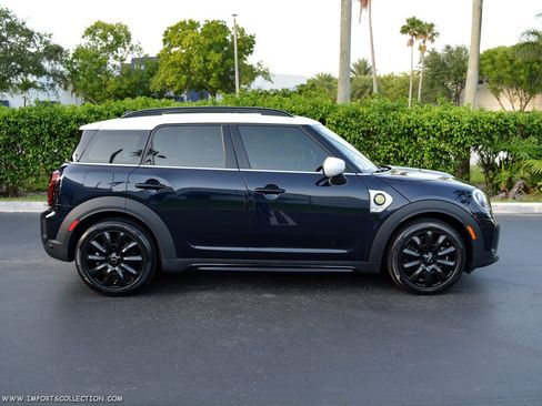 Used 2023 MINI Cooper Countryman SE w/ Storage Package image 2