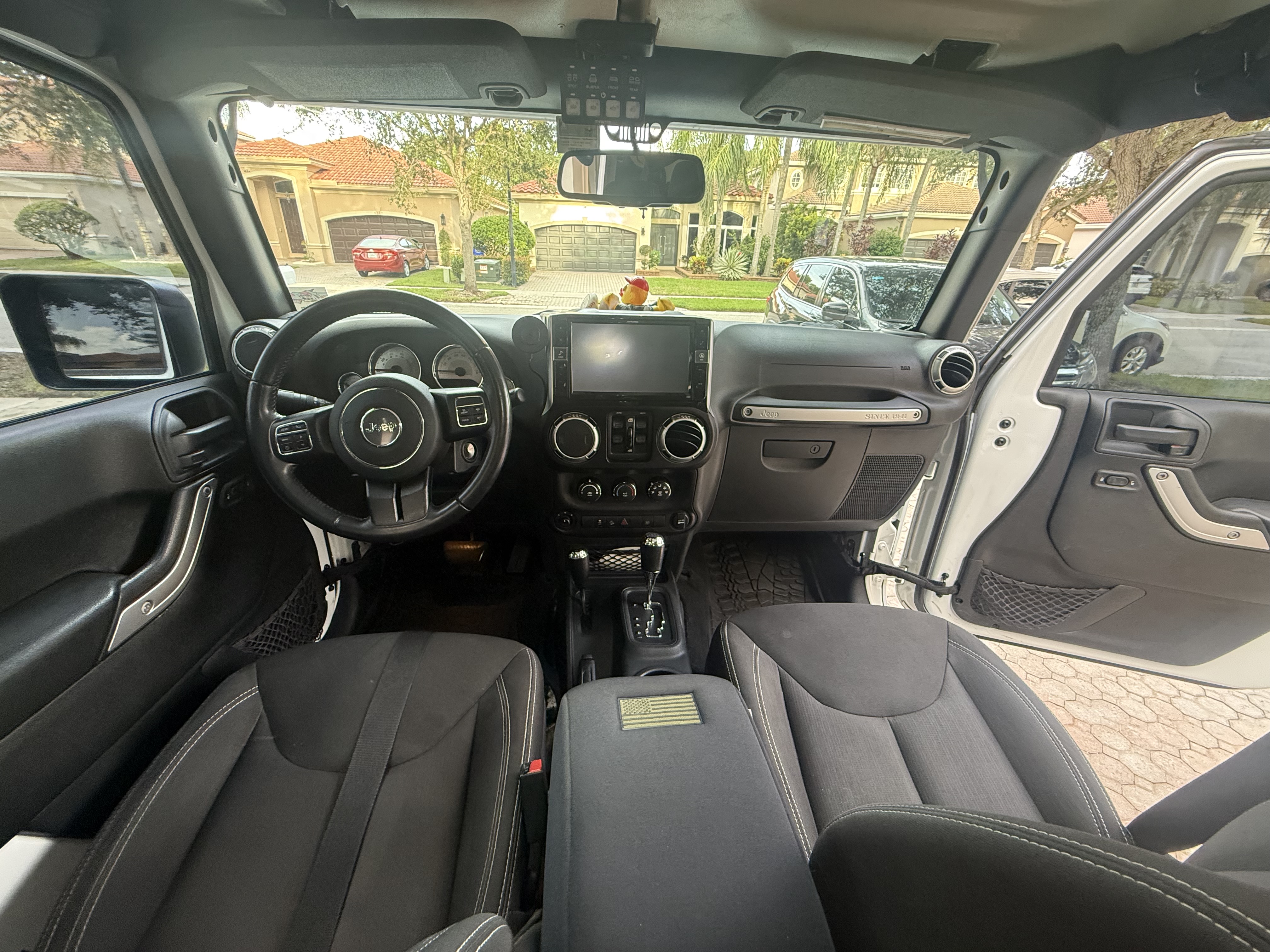 Used 2016 Jeep Wrangler Unlimited Sahara w/ Dual Top Group AWD/4WD image 16