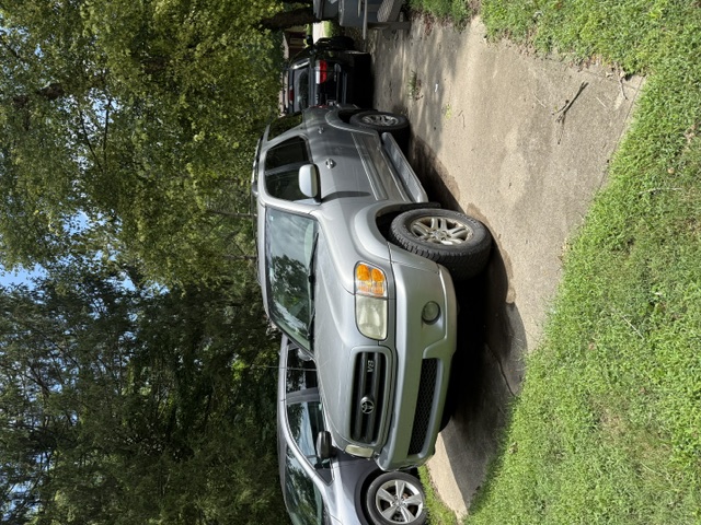 Used 2003 Toyota Sequoia SR5 AWD/4WD image 4