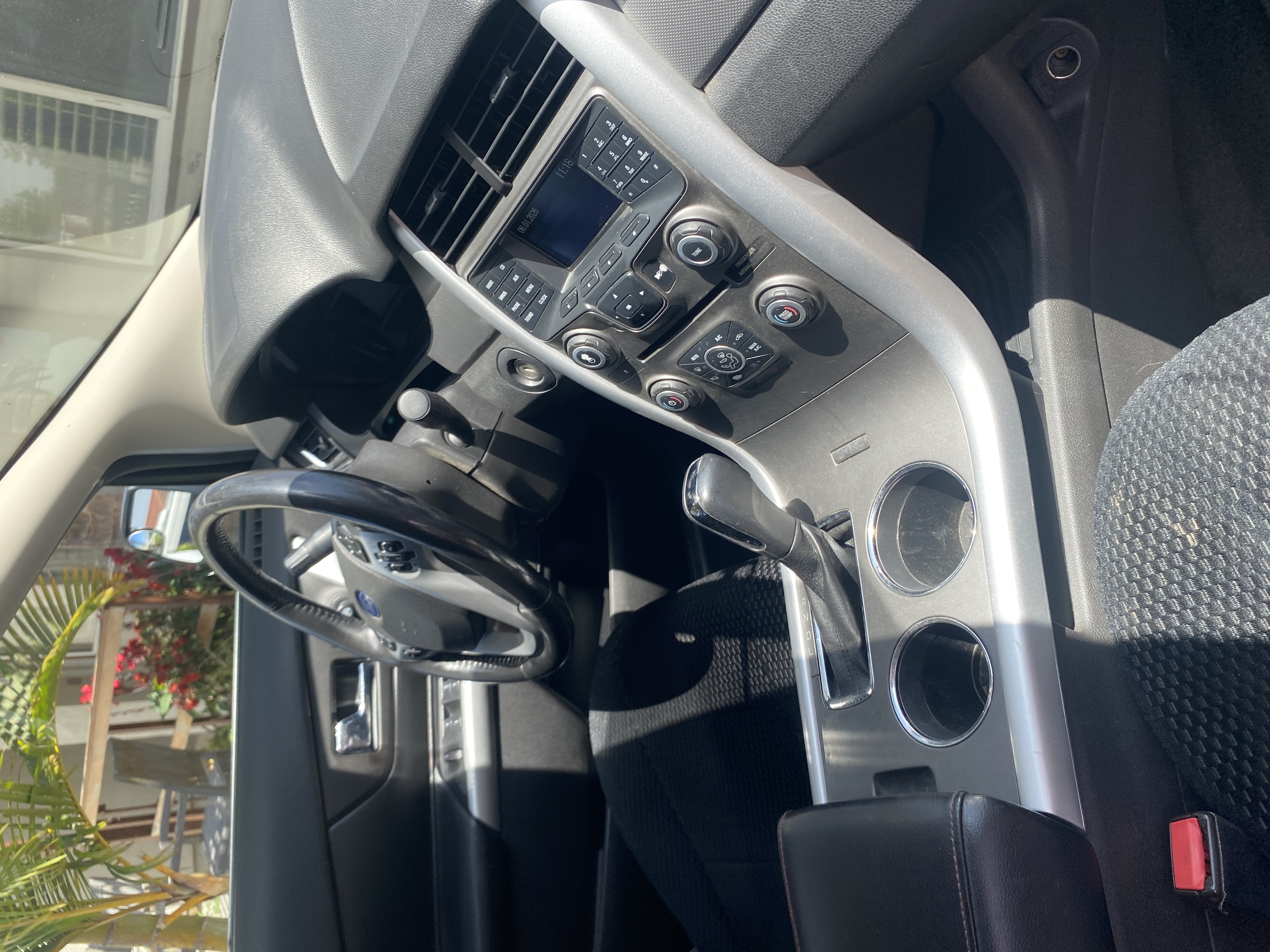 Used 2013 Ford Edge SEL FWD image 12