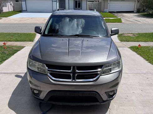 Used 2013 Dodge Journey SXT w/ Flexible Seating Group image 1