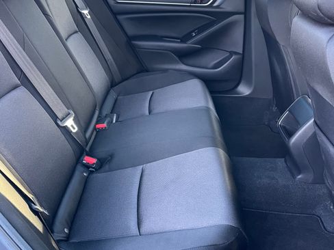 Used 2021 Honda Accord LX image 10