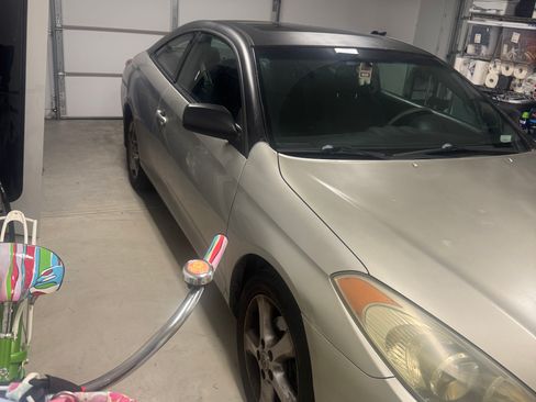 Used 2004 Toyota Solara SE Sport image 3