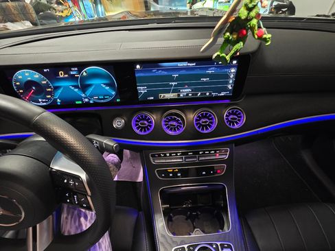 Used 2023 Mercedes-Benz E 450 E 450 Cabriolet 2D image 6