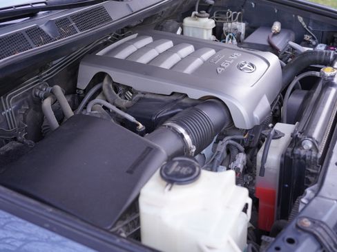 Used 2010 Toyota Tundra 4x4 Double Cab image 26