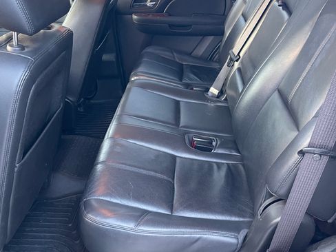 Used 2013 Chevrolet Tahoe LT image 17