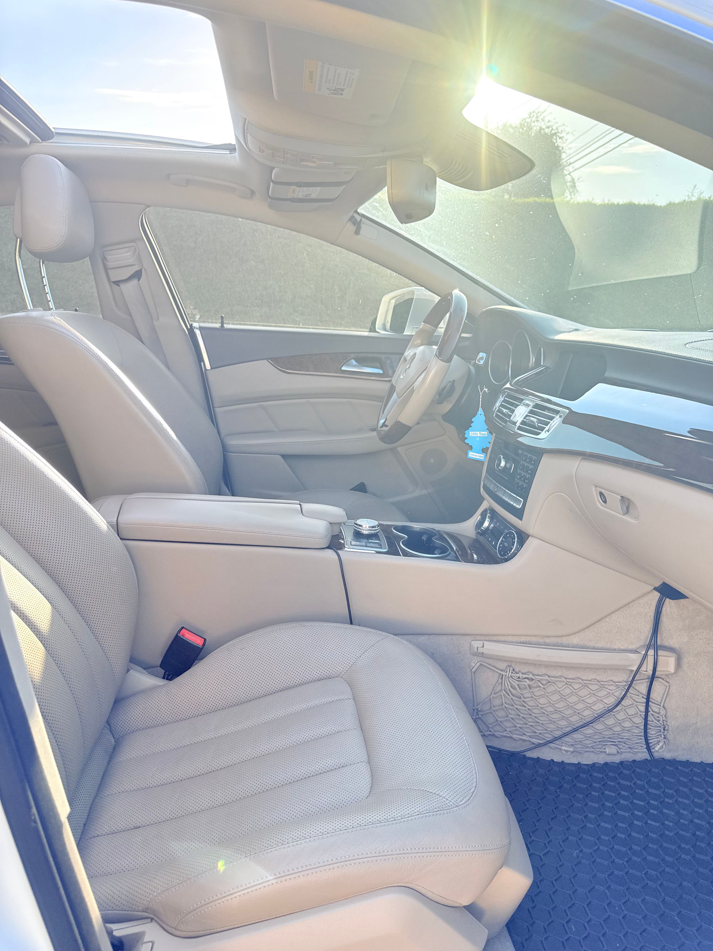 Used 2012 Mercedes-Benz CLS 550 image 6