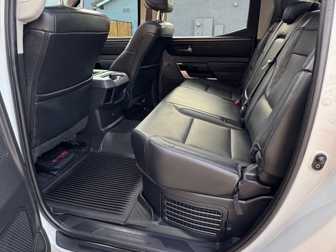 Used 2024 Toyota Tundra Limited AWD/4WD image 9