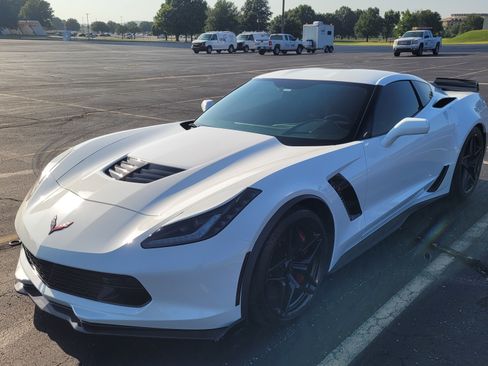 Used 2017 Chevrolet Corvette Z06 RWD image 25