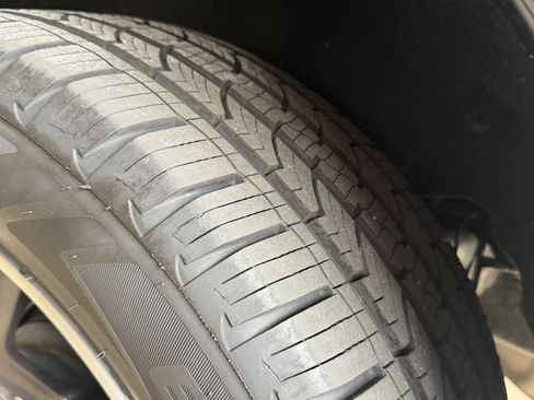 Used 2023 Jeep Wagoneer Series III w/ Rear Seat Video Group 1 image 30