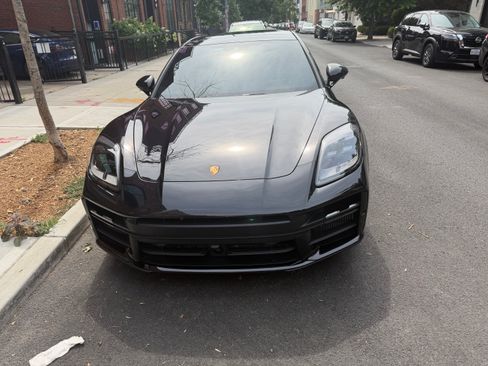 Used 2026 Porsche Panamera GTS AWD/4WD image 1