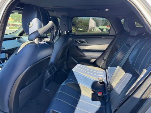 Used 2020 Land Rover Range Rover Velar S image 8