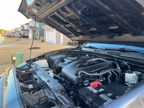 Used 2021 Toyota Tacoma TRD Sport w/ TRD Premium Sport Package image 21