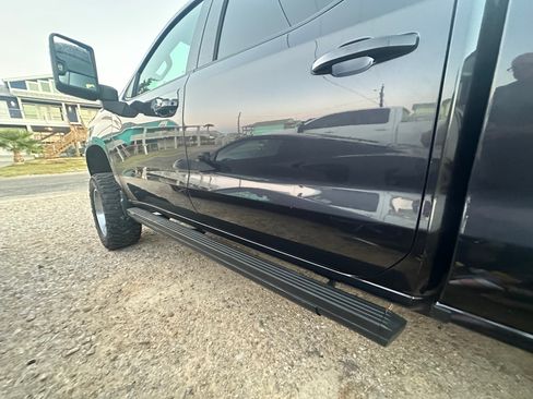 Used 2022 Chevrolet Silverado 1500 LT AWD/4WD image 16