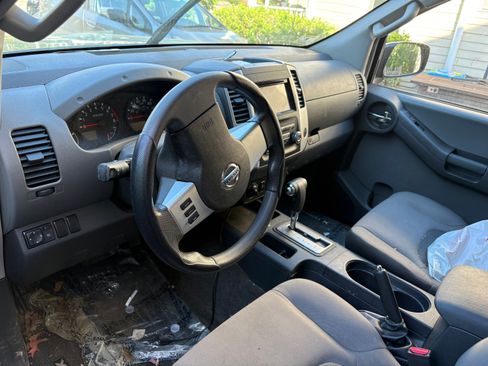 Used 2013 Nissan Xterra S w/ Value Package AWD/4WD image 12