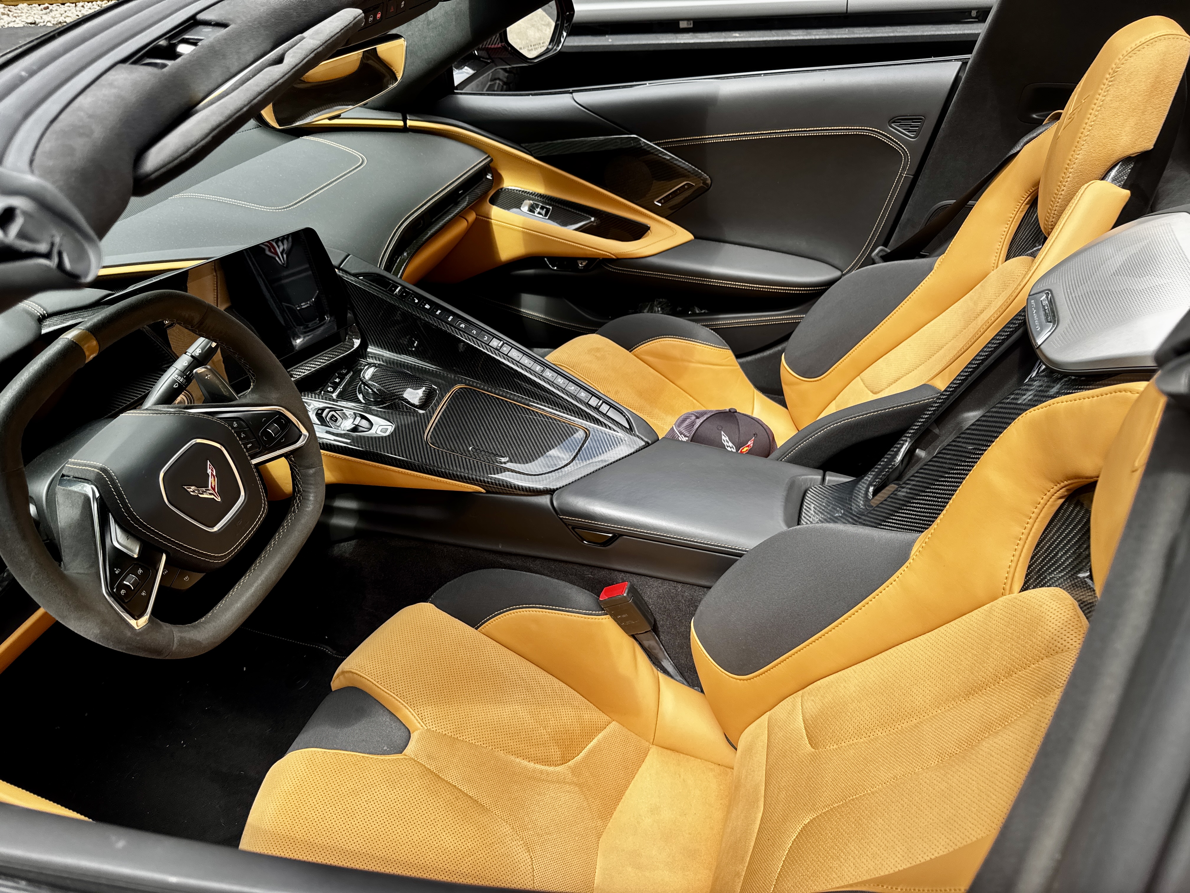Used 2022 Chevrolet Corvette Stingray Premium Conv w/ Z51 Performance Package RWD image 23