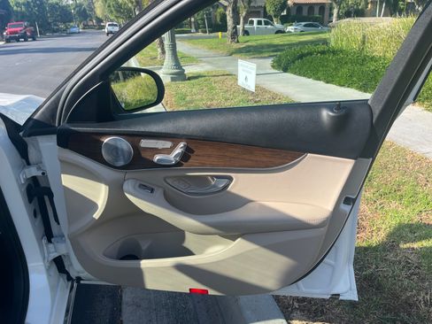 Used 2021 Mercedes-Benz C 300 Sedan image 21