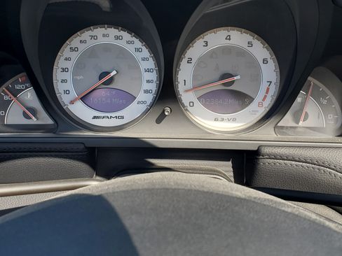 Used 2011 Mercedes-Benz SL 63 AMG image 18