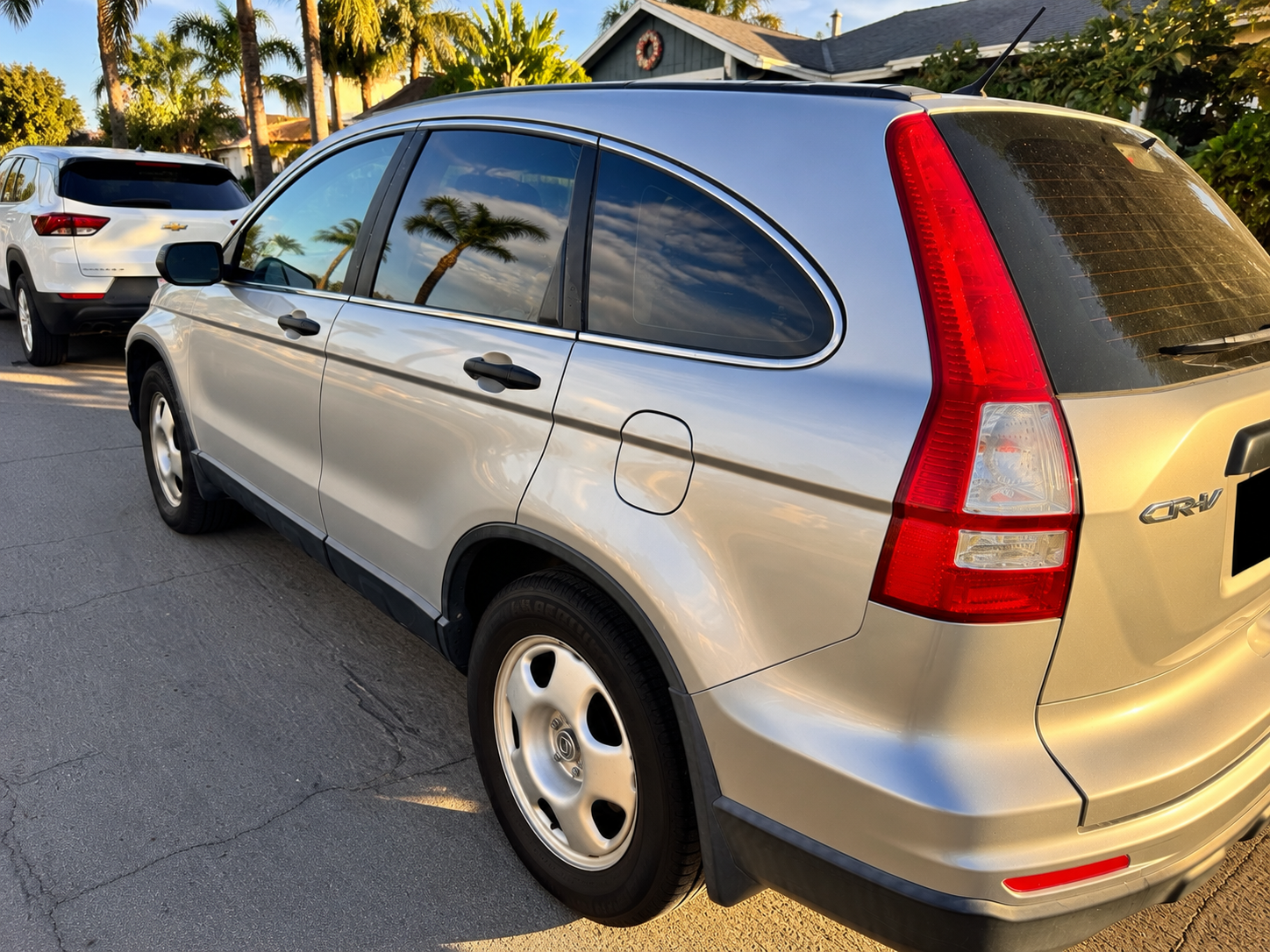 Used 2010 Honda CR-V LX image 8