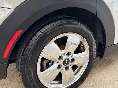 Used 2018 MINI Cooper 4-Door Hardtop image 14