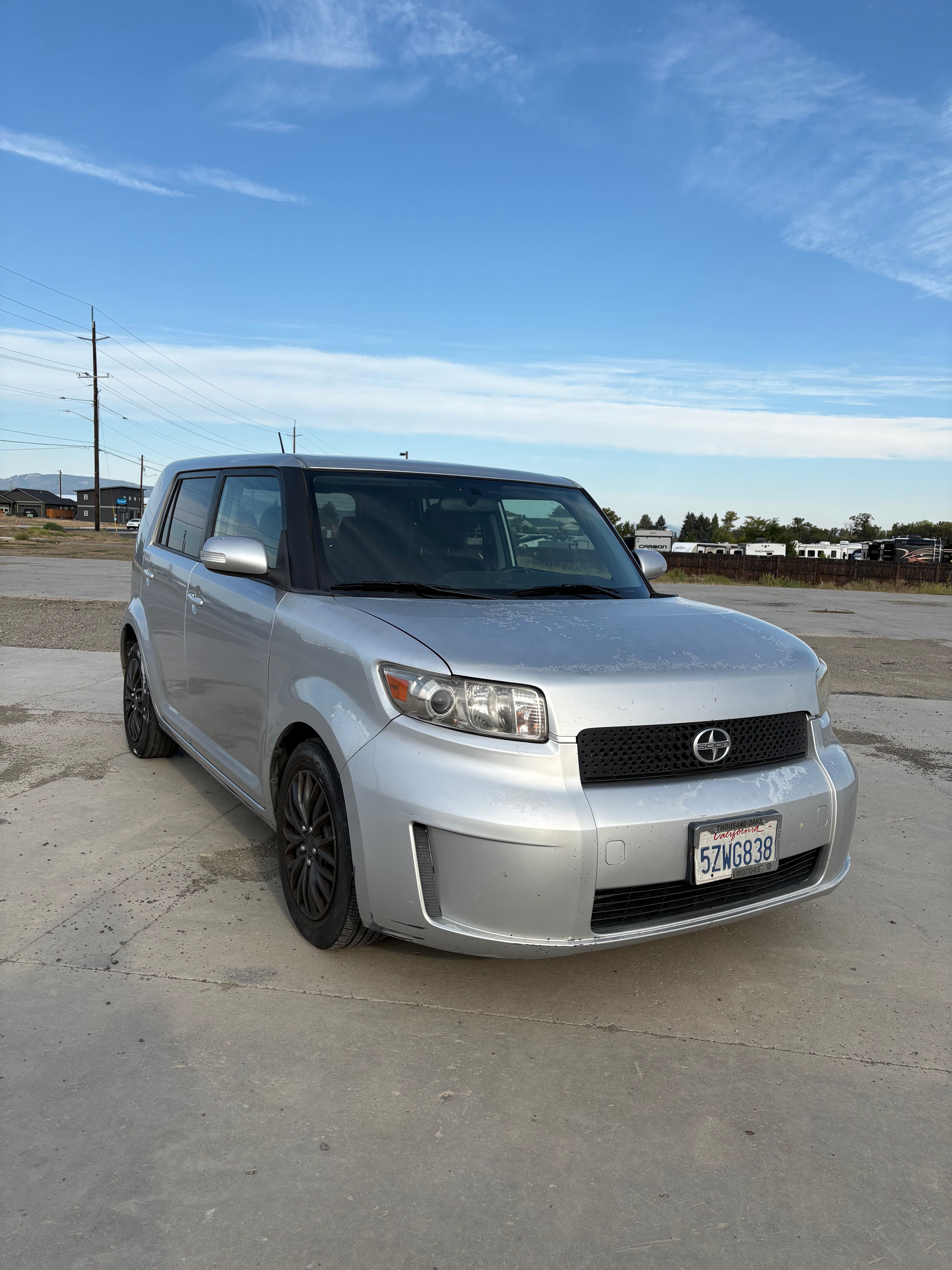 Used 2008 Scion xB FWD image 2