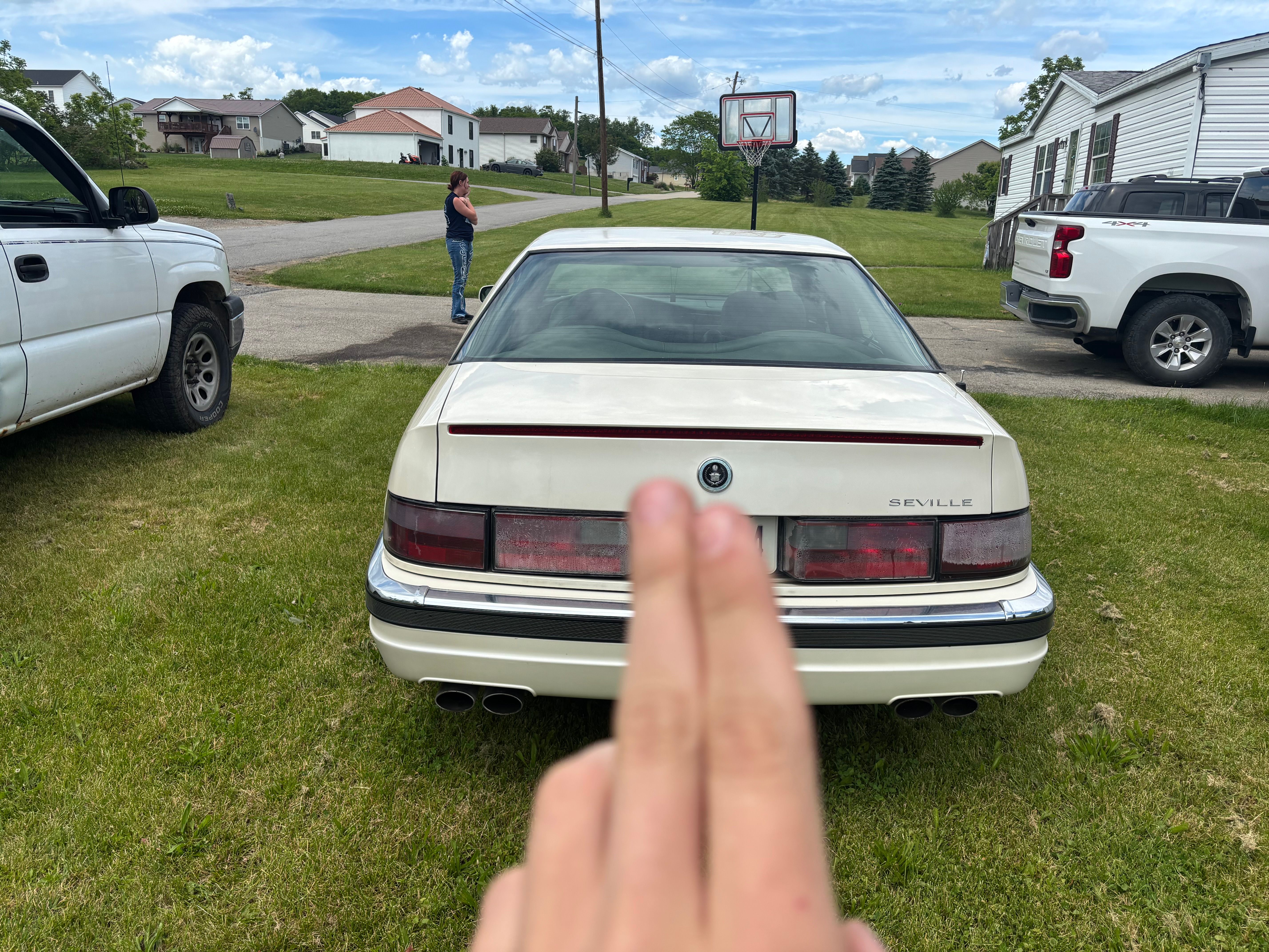 Used 1993 Cadillac Seville FWD image 8