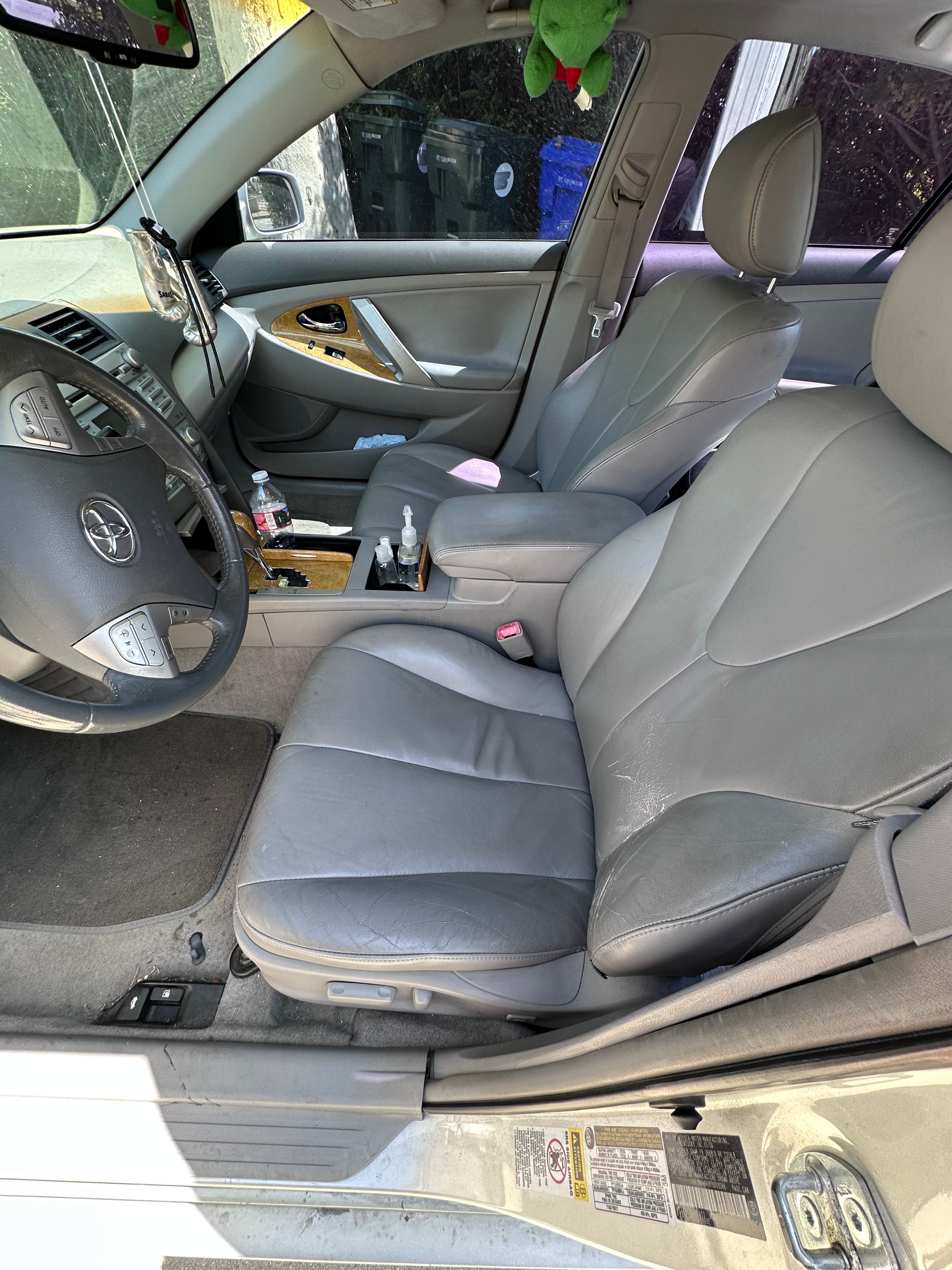 Used 2007 Toyota Camry XLE FWD image 5