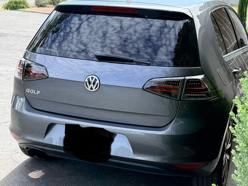 Used 2015 Volkswagen Golf S FWD image 4