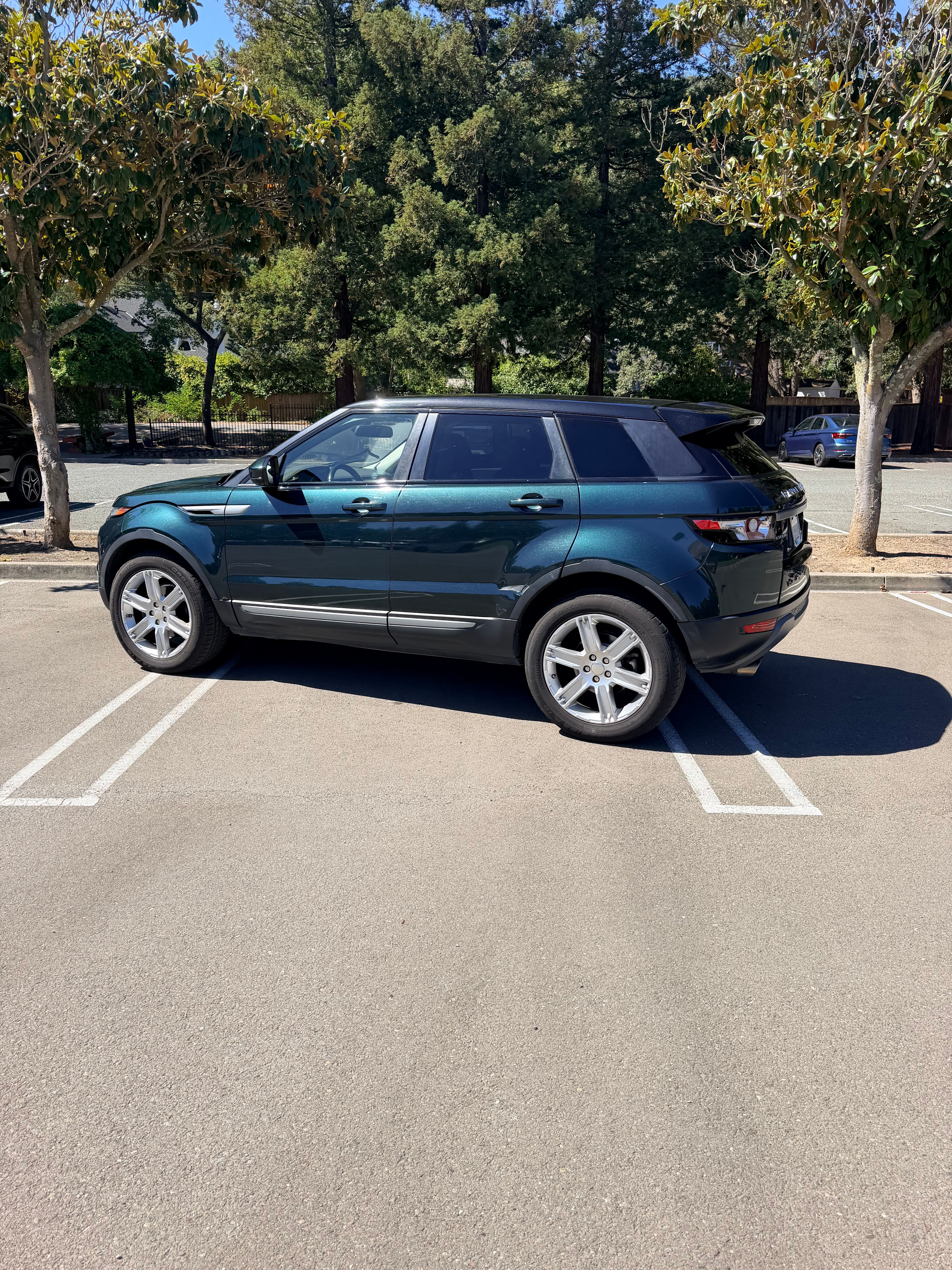 Used 2014 Land Rover Range Rover Evoque Pure Plus AWD/4WD image 4