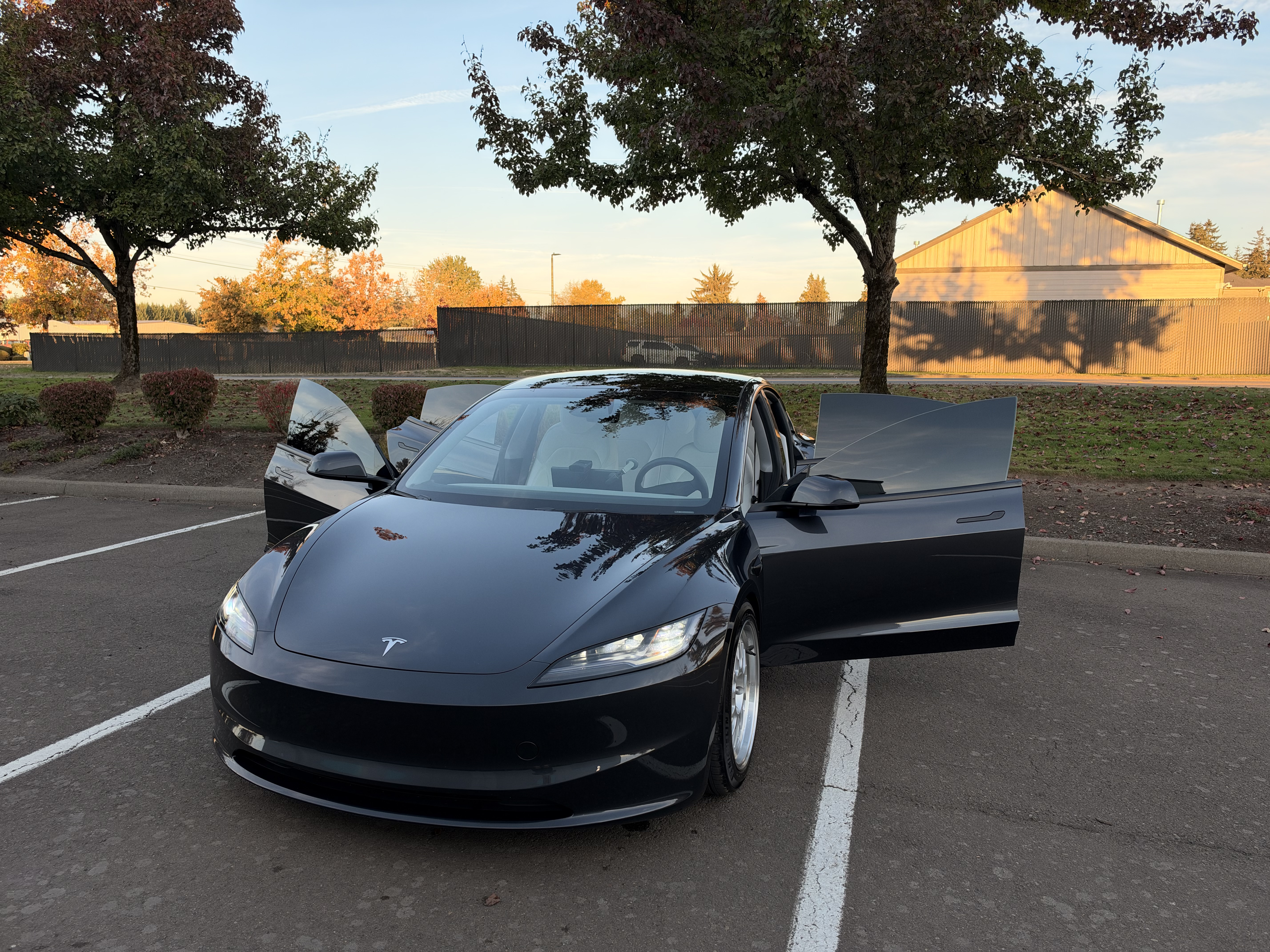 Used 2024 Tesla Model 3 Long Range AWD/4WD image 2
