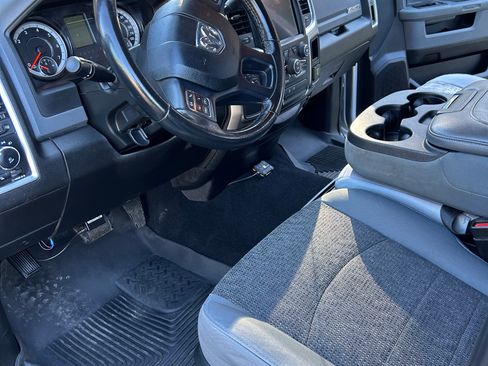 Used 2018 RAM 2500 Big Horn image 23