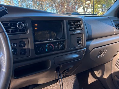 Used 2000 Ford Excursion Limited image 14