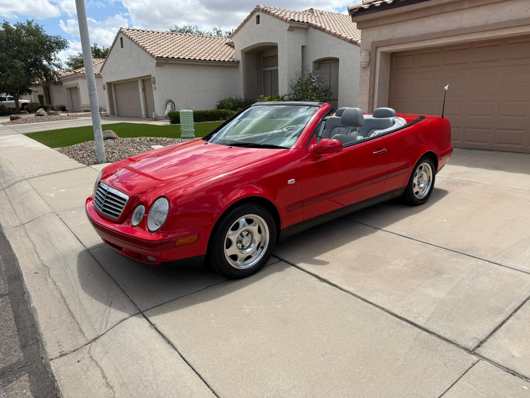 Used 1999 Mercedes-Benz CLK 320 Cabriolet image 10