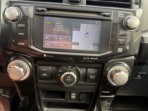 Used 2016 Toyota 4Runner Trail Premium AWD/4WD image 10