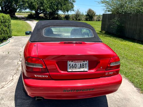 Used 2000 Volvo C70 HT FWD image 2