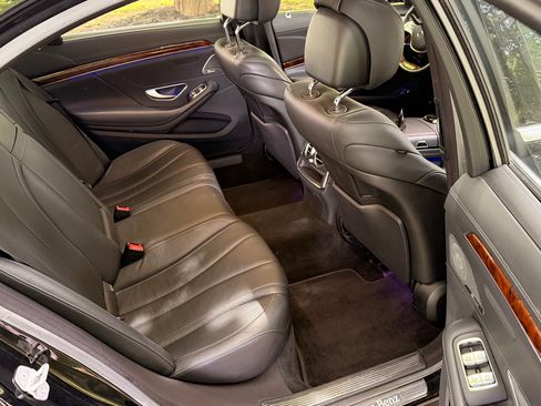 Used 2015 Mercedes-Benz S 550 4MATIC Sedan image 19