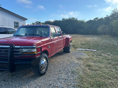 Used 1995 Ford F350 2WD Crew Cab image 2